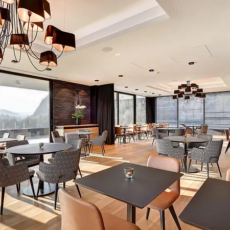 R Experiences 소우그네르모우샴스