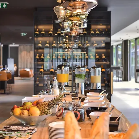 R Experiences 호텔