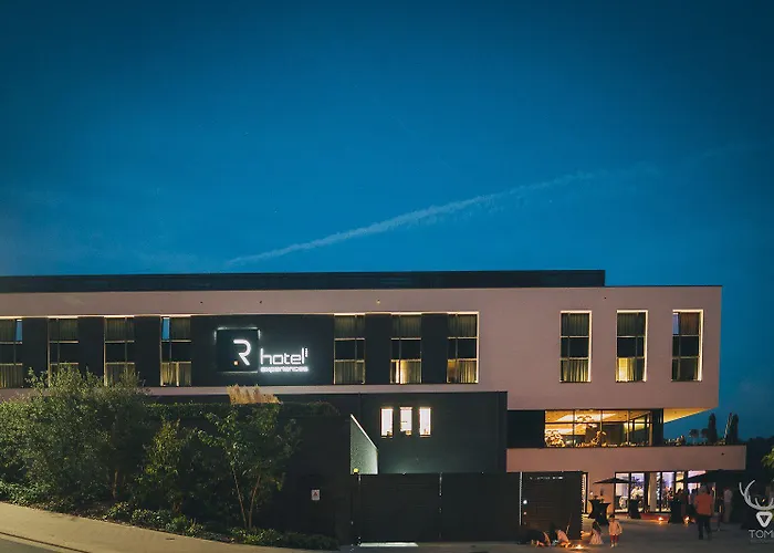 Szálloda R Experiences