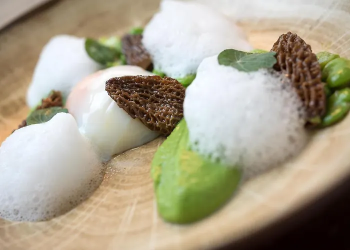 R Experiences Szálloda 4*